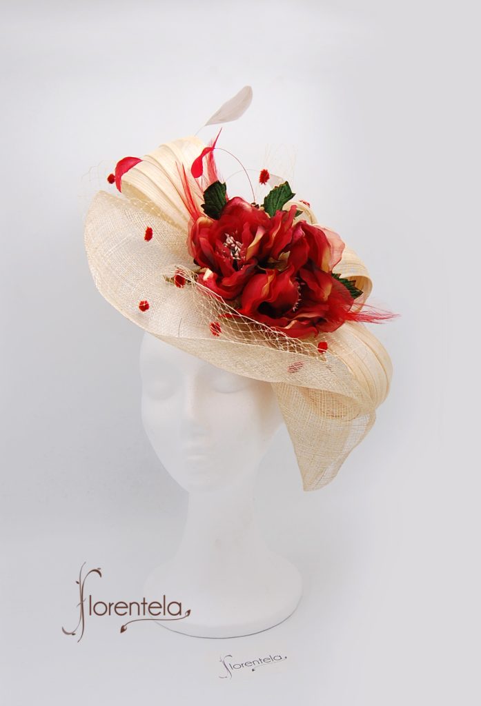 tocado beige rojos copia